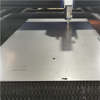 Laser cắt thép không gỉ